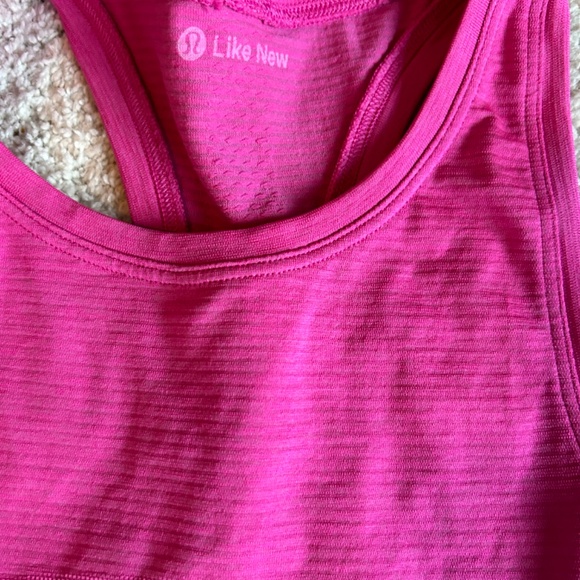 Lululemon ‘Like New’ Pink Tank Size 8 - Picture 3 of 3